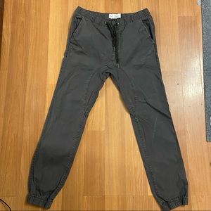 Drake Jogger
